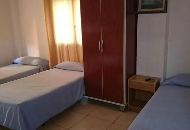 Üç Kişilik Oda, Ortak Banyo