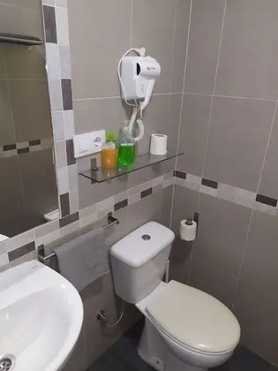 INDIVIDUAL BAÑO PRIVADO