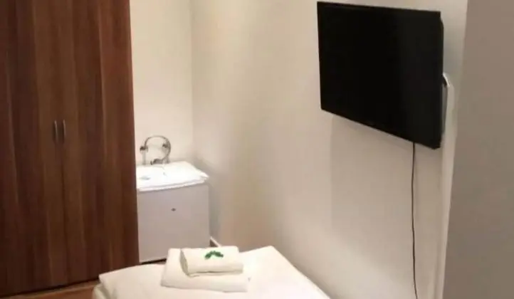 Tek Büyük Yataklı Oda