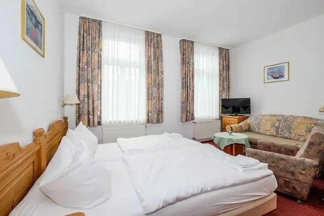 Tek Büyük Yataklı Oda