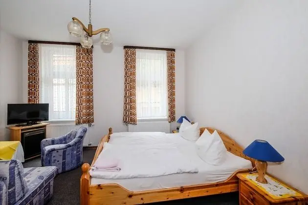 Tek Büyük Yataklı Oda