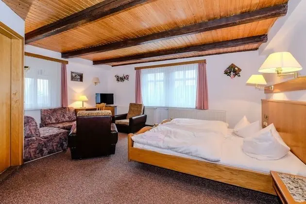 Tek Büyük Yataklı Oda