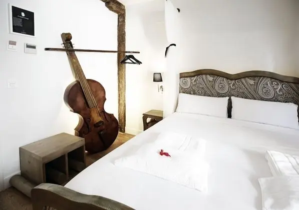 Deluxe Tek Büyük Yataklı Oda, 1 Büyük (Queen) Boy Yatak