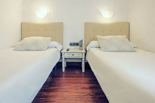 Tek Büyük veya İki Ayrı Yataklı Oda