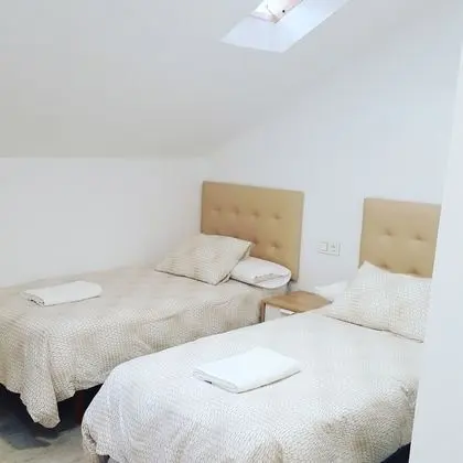 Tek Büyük veya İki Ayrı Yataklı Oda