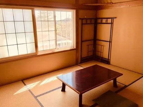 Traditional Dört Kişilik Oda, Ortak Banyo (Japanese Style)