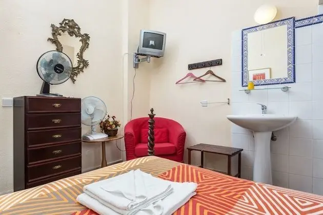 Basic Tek Kişilik Oda, 1 Tek Kişilik Yatak, Ortak Banyo