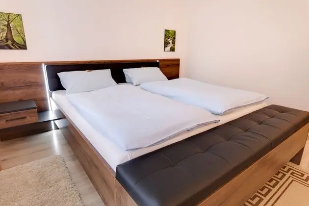 Tek Büyük Yataklı Oda, 1 Büyük (Queen) Boy Yatak