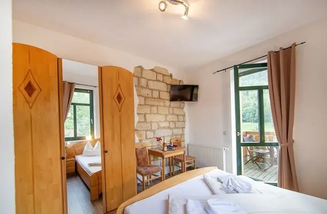 Standard Tek Büyük Yataklı Oda