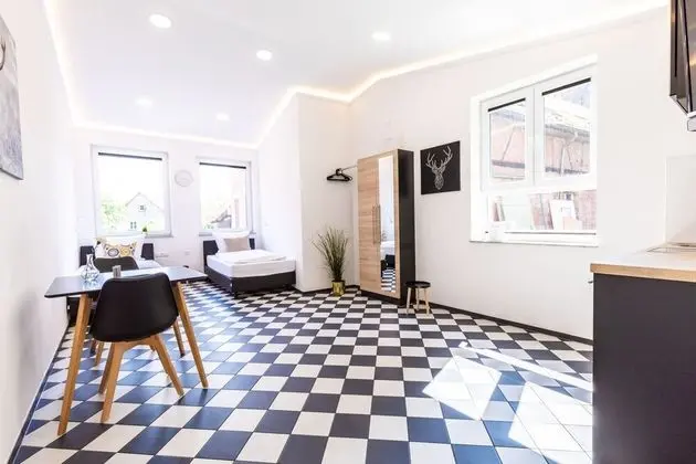 Tek Büyük veya İki Ayrı Yataklı Oda (A)