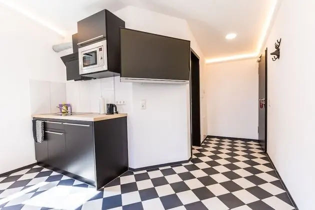 Tek Büyük veya İki Ayrı Yataklı Oda (A)