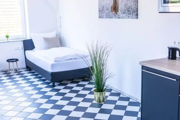 Tek Büyük veya İki Ayrı Yataklı Oda (B)