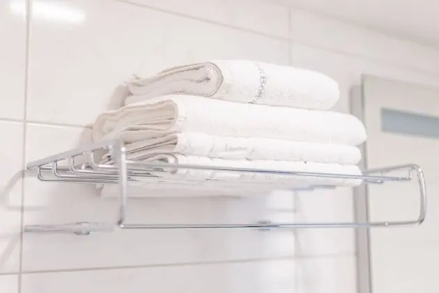 Tek Büyük veya İki Ayrı Yataklı Oda (B)