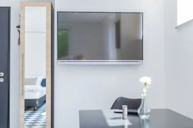 Tek Büyük veya İki Ayrı Yataklı Oda (C)