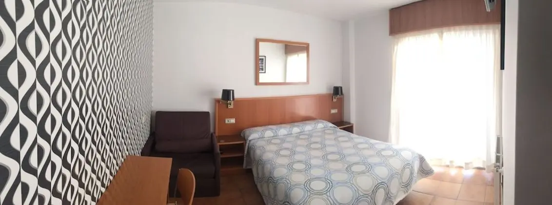 Tek Büyük veya İki Ayrı Yataklı Oda