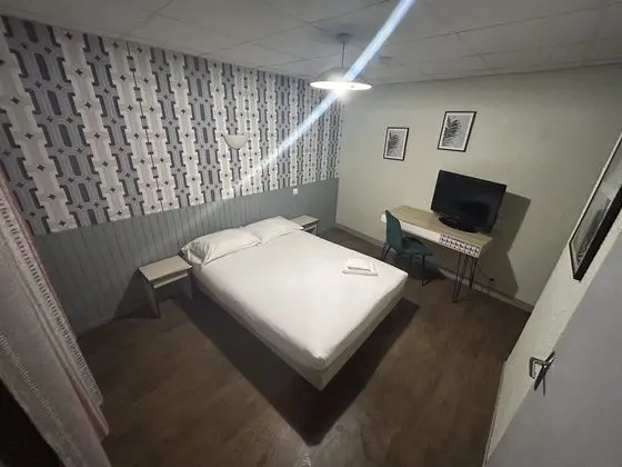 Standard Tek Büyük Yataklı Oda