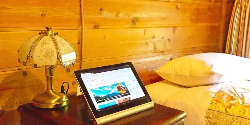 İki Ayrı Yataklı Oda, Sigara İçilmez