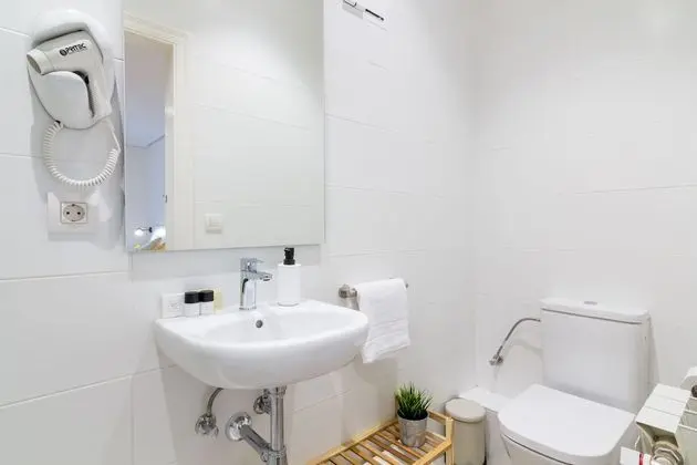 Superior Tek Büyük Yataklı Oda, 3 Tek Kişilik Yatak, Balkon