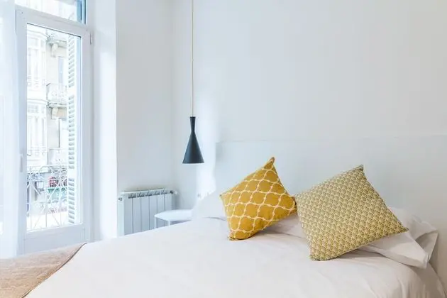 Tek Büyük veya İki Ayrı Yataklı Oda, Ortak Banyo (Balcony)