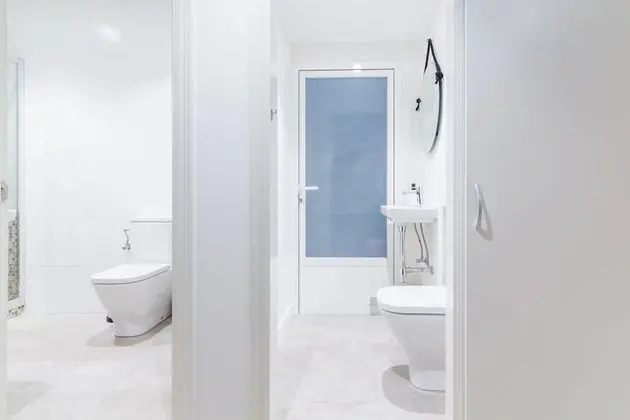 Tek Büyük veya İki Ayrı Yataklı Oda, Ortak Banyo (Balcony)