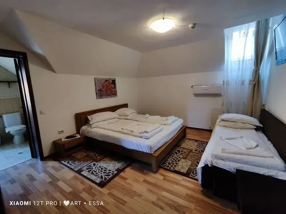 Tek Büyük Yataklı Oda