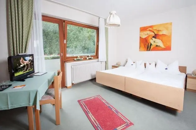 Tek Büyük Yataklı Oda, Balkon