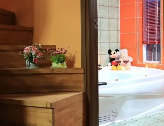 Tek Büyük Yataklı Oda, Jakuzi