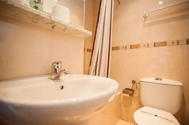 İki Ayrı Yataklı Oda, Özel Banyo