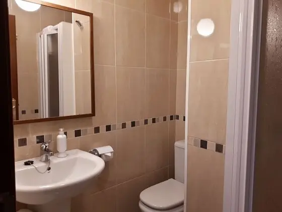 Tek Büyük Yataklı Oda (103)