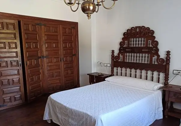 Tek Büyük Yataklı Oda, 1 Çift Kişilik Yatak