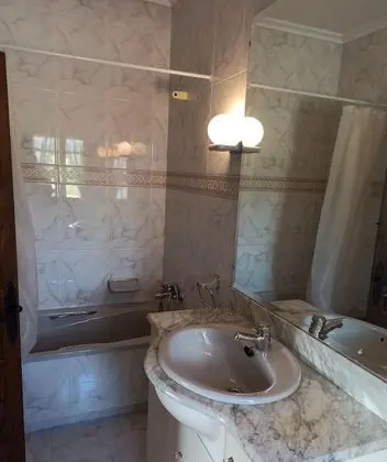 Tek Büyük Yataklı Oda, 1 Çift Kişilik Yatak