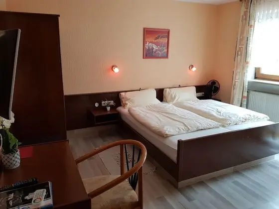 Standard Tek Büyük Yataklı Oda