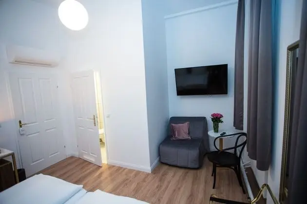 Comfort Tek Büyük Yataklı Oda