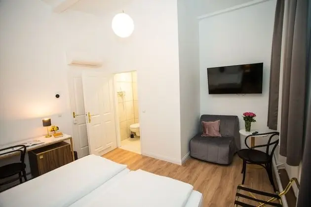 Comfort Tek Büyük Yataklı Oda