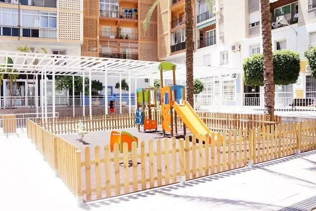 Basic Tek Büyük veya İki Ayrı Yataklı Oda, 1 Çift Kişilik Yatak, Ortak Banyo, Şehir Manzaralı