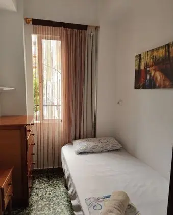 Basic Tek Kişilik Oda, Ortak Banyo