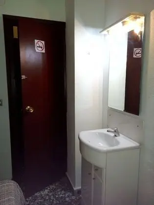 Basic Tek Kişilik Oda, Ortak Banyo