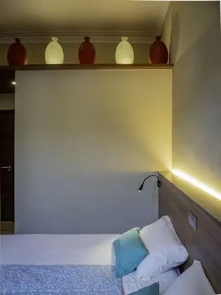 Üç Kişilik Oda, Banyolu/Duşlu