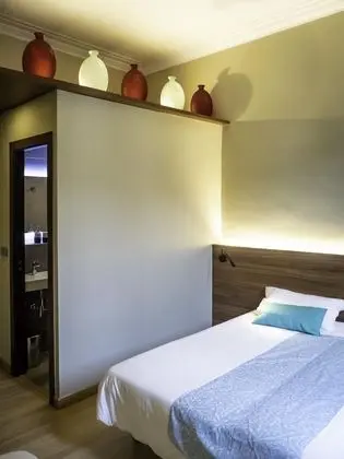 Üç Kişilik Oda, Banyolu/Duşlu