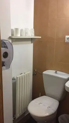 Büyük Yataklı Tek Kişilik Oda