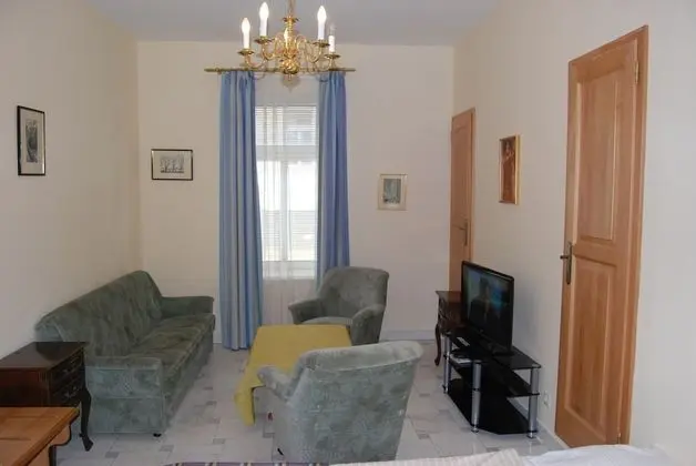 Apart Daire, 2 Yatak Odası (No Kitchen)