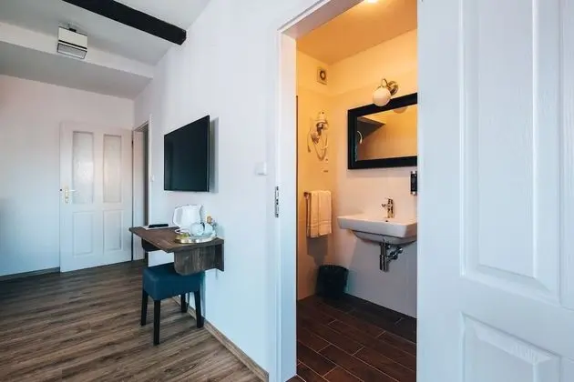 Design Üç Kişilik Oda (Triple Room)