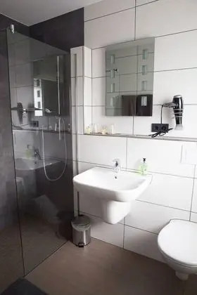 Economy Tek Büyük Yataklı Oda