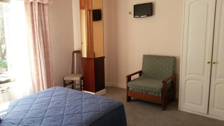 Tek Büyük veya İki Ayrı Yataklı Oda