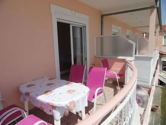 Apart Daire, 2 Yatak Odası, Deniz Manzaralı