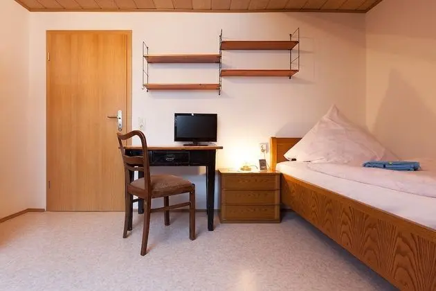 Tek Kişilik Oda, Ortak Banyo