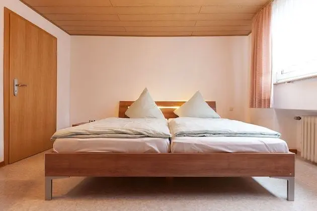 Üç Kişilik Oda, 1 Yatak Odası, Ortak Banyo