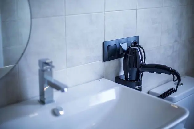 İki Ayrı Yataklı Oda, Özel Banyo