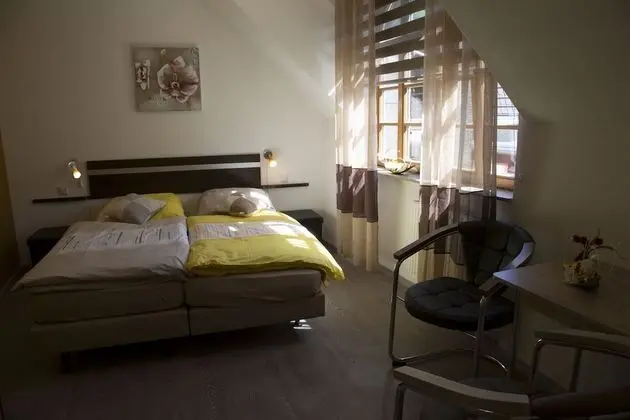 Tek Büyük Yataklı Oda