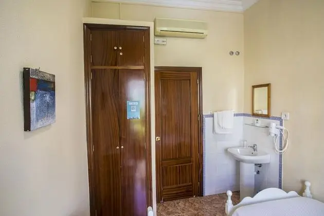 Tek Kişilik Oda, Ortak Banyo